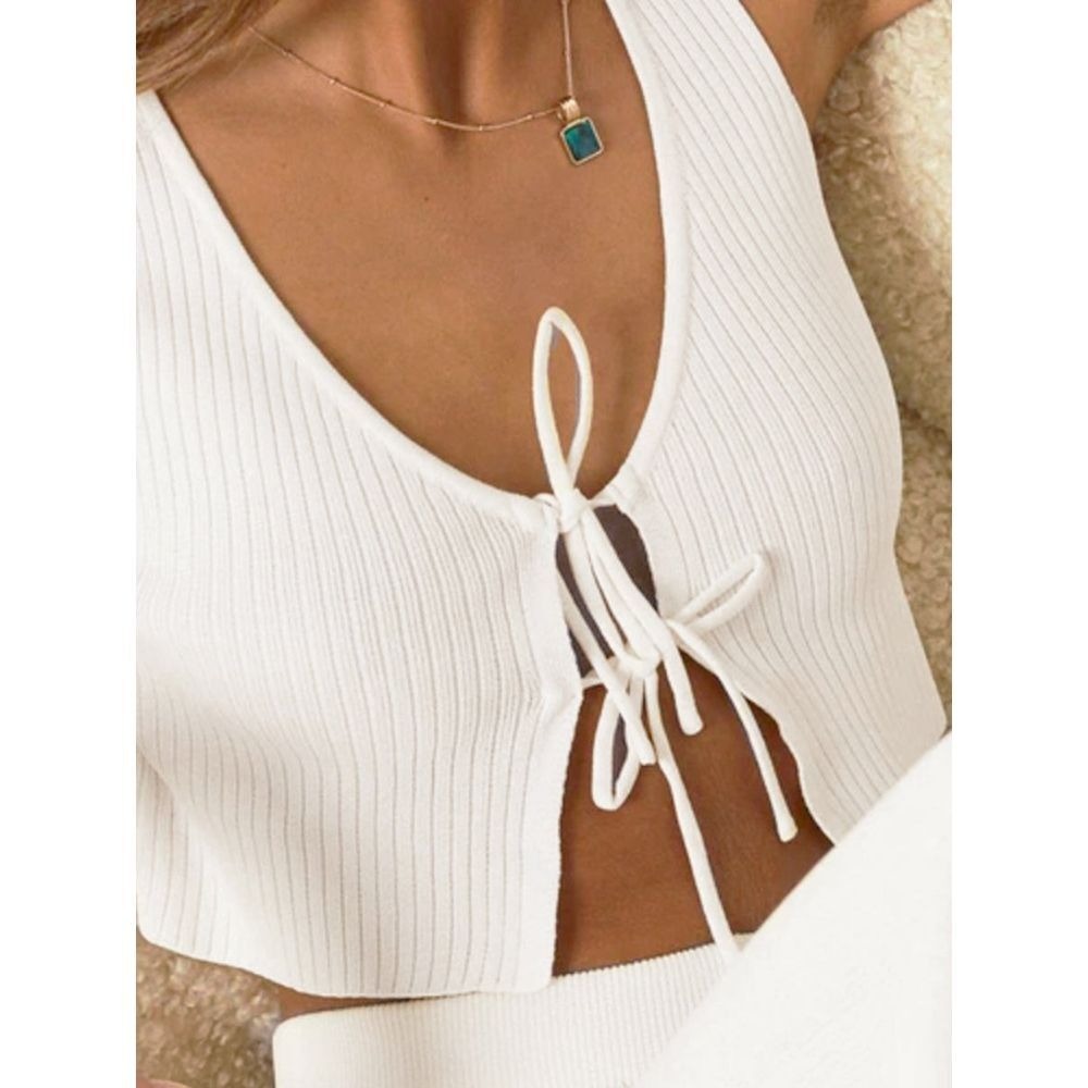Trendy Ribbed Crop Top with Front Tie Detail‎ White Sleeveless Summer Tank Top